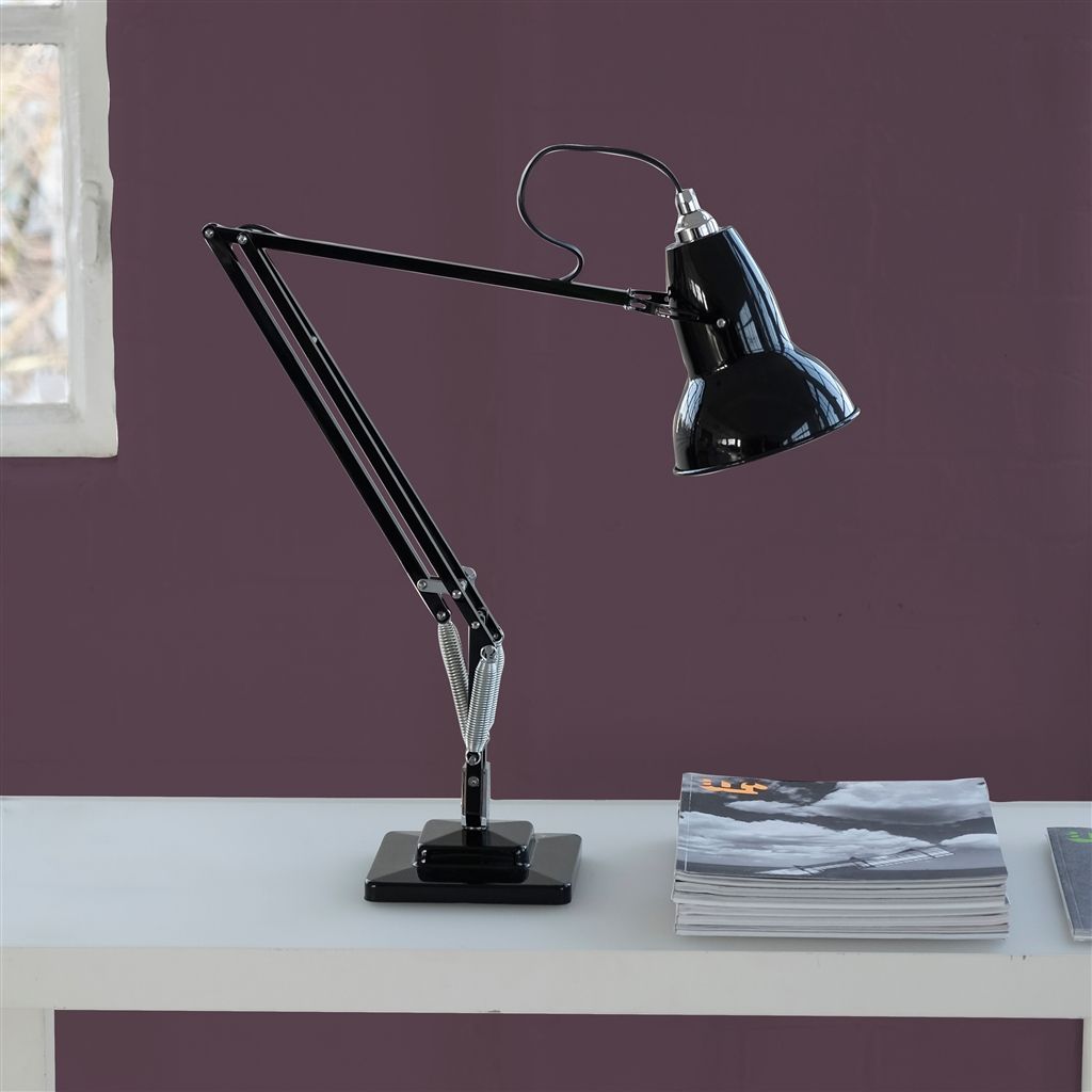 Краска Designers Guild цвет Melanzane 149 Floor 2.5 л Краска Designers Guild цвет Melanzane 149 Floor 2.5 л