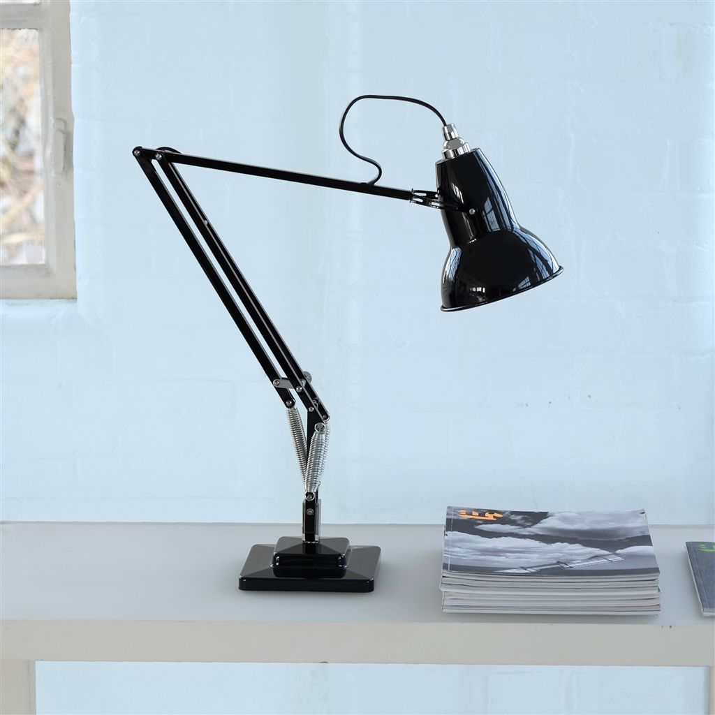 Краска Designers Guild цвет Moonstone 63 Floor 5 л