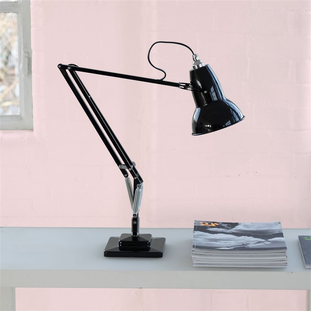 Краска Designers Guild цвет Sugared Almond 125 Perfect Matt 0.125 л