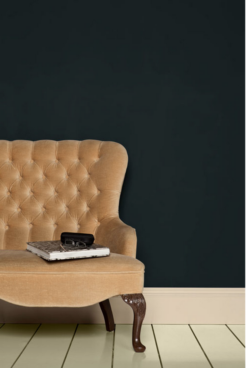 Краска Farrow & Ball цвет Black Blue 95 Estate Emulsion 2,5 л фото в интерьере Краска Farrow & Ball цвет Black Blue 95 Estate Emulsion 2,5 л фото в интерьере