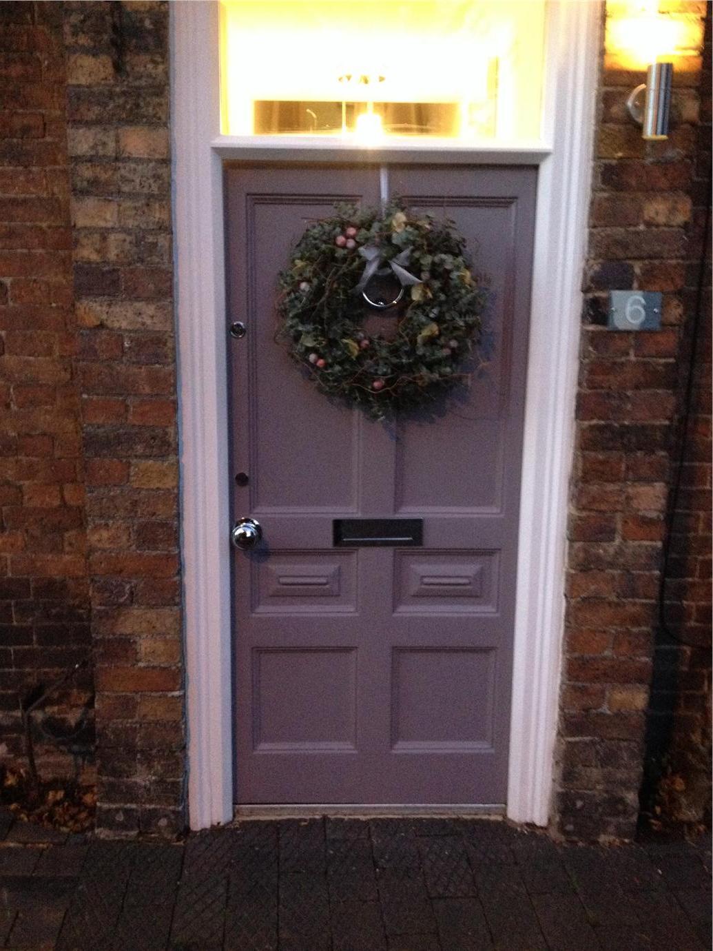 Краска Farrow & Ball цвет Brassica 271 Estate Emulsion 0,1 л фото в интерьере Краска Farrow & Ball цвет Brassica 271 Estate Emulsion 0,1 л фото в интерьере