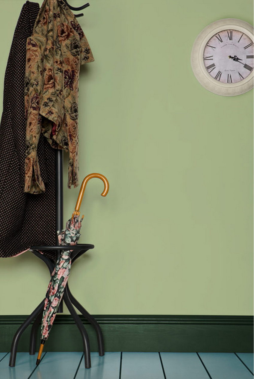 Краска Farrow & Ball цвет Calke Green 34 Dead Flat 0,75 л фото в интерьере Краска Farrow & Ball цвет Calke Green 34 Dead Flat 0,75 л фото в интерьере