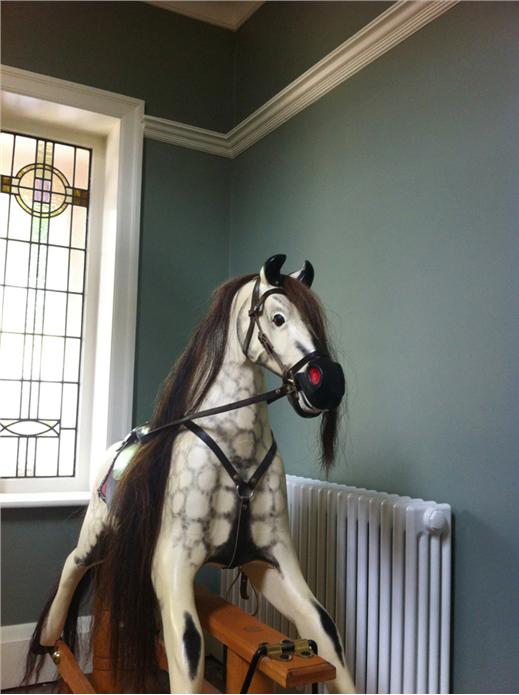 Краска Farrow & Ball цвет Card Room Green 79 Modern Eggshell 5 л фото в интерьере Краска Farrow & Ball цвет Card Room Green 79 Modern Eggshell 5 л фото в интерьере