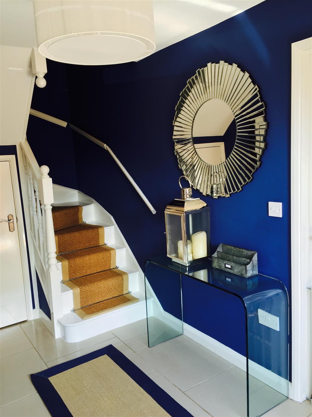 Краска Farrow & Ball цвет Drawing Room Blue 253 Estate Emulsion 5 л фото в интерьере Краска Farrow & Ball цвет Drawing Room Blue 253 Estate Emulsion 5 л фото в интерьере