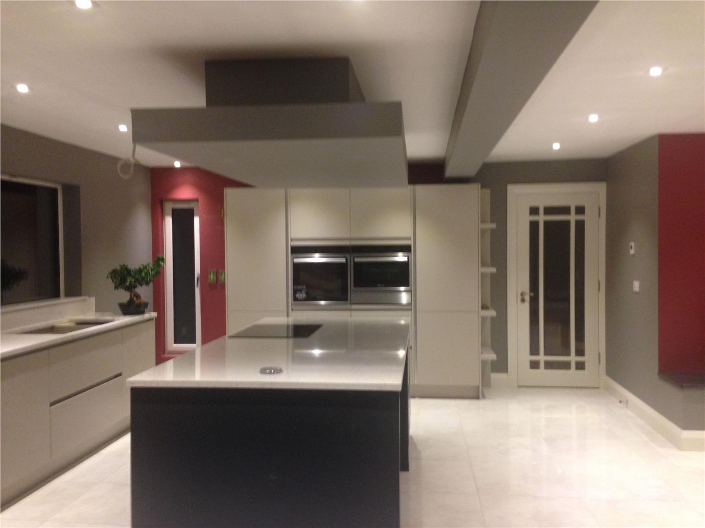 Краска Farrow & Ball цвет Eating Room Red 43 Estate Eggshell 5 л фото в интерьере