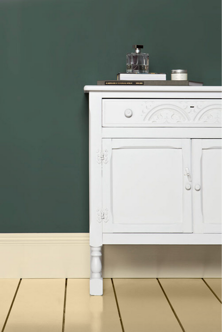 Краска Farrow & Ball цвет Green Smoke 47 Dead Flat 5 л фото в интерьере Краска Farrow & Ball цвет Green Smoke 47 Dead Flat 5 л фото в интерьере