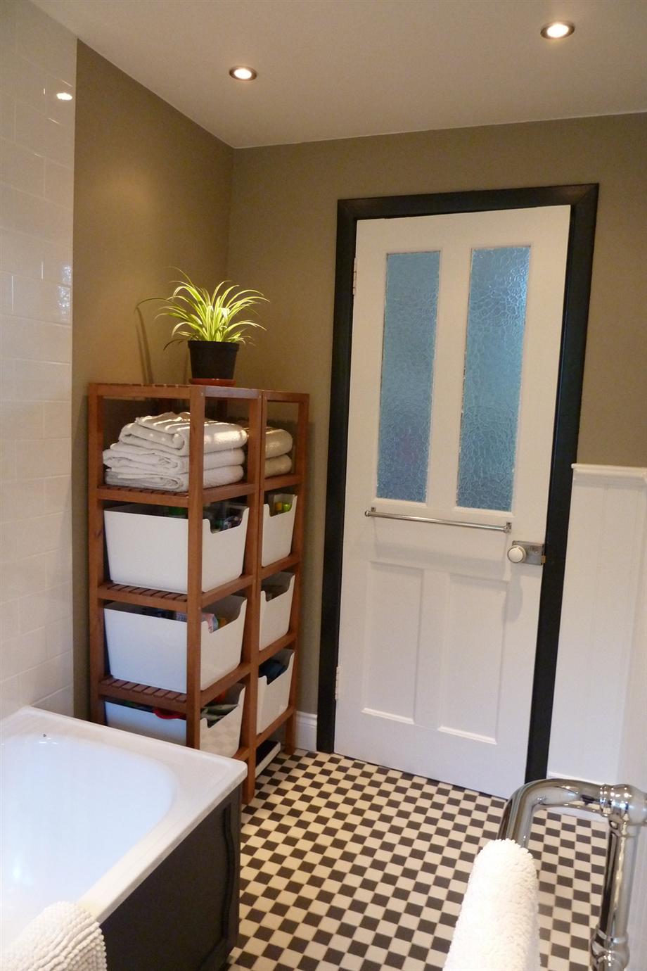 Краска Farrow & Ball цвет Off-Black 57 Estate Emulsion 0,1 л фото в интерьере Краска Farrow & Ball цвет Off-Black 57 Estate Emulsion 0,1 л фото в интерьере