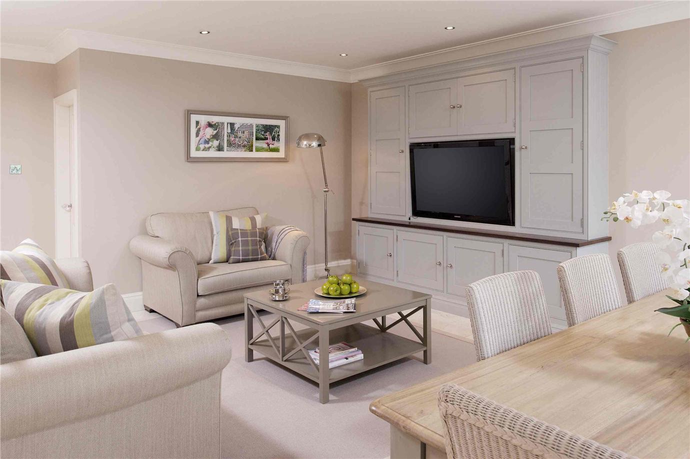 Краска Farrow & Ball цвет Oxford Stone 264 Estate Emulsion 0,1 л фото в интерьере Краска Farrow & Ball цвет Oxford Stone 264 Estate Emulsion 0,1 л фото в интерьере