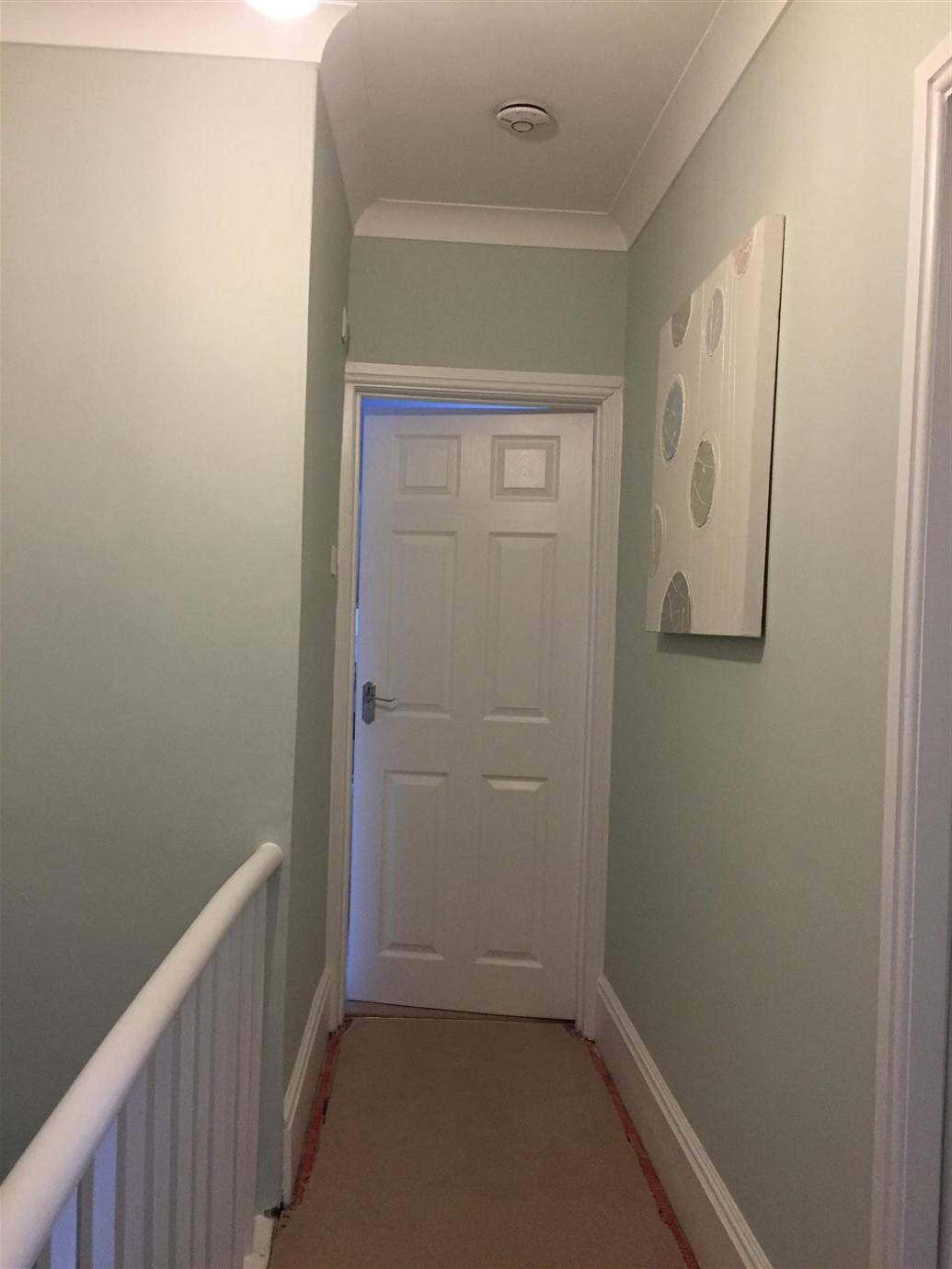 Краска Farrow & Ball цвет Pale Powder 204 Estate Emulsion 0,1 л фото в интерьере Краска Farrow & Ball цвет Pale Powder 204 Estate Emulsion 0,1 л фото в интерьере