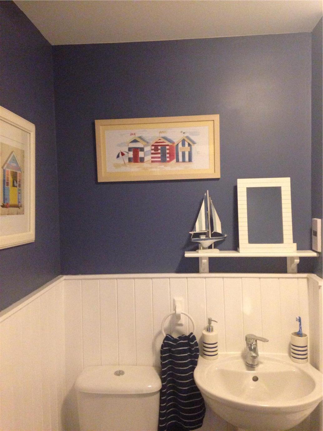 Краска Farrow & Ball цвет Pitch Blue 220 Estate Emulsion 0,1 л фото в интерьере Краска Farrow & Ball цвет Pitch Blue 220 Estate Emulsion 0,1 л фото в интерьере