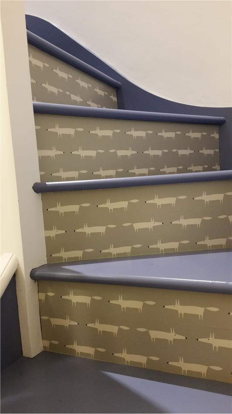 Краска Farrow & Ball цвет Pitch Blue 220 Estate Emulsion 0,1 л фото в интерьере Краска Farrow & Ball цвет Pitch Blue 220 Estate Emulsion 0,1 л фото в интерьере