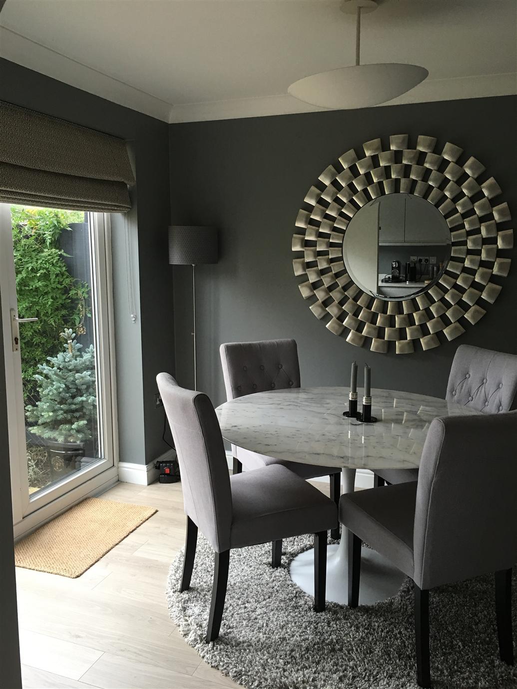 Краска Farrow & Ball цвет Plummett 272 Estate Emulsion 0,1 л фото в интерьере