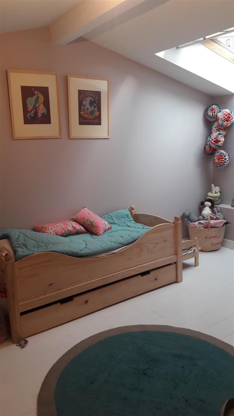 Краска Farrow & Ball цвет Peignoir 286 Full Gloss 2,5 л фото в интерьере