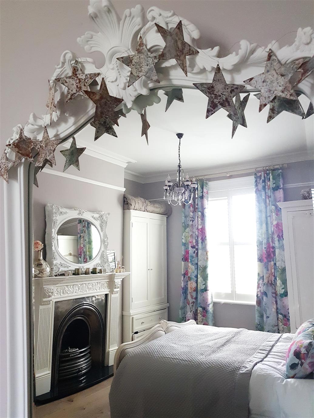 Краска Farrow & Ball цвет Peignoir 286 Full Gloss 2,5 л фото в интерьере