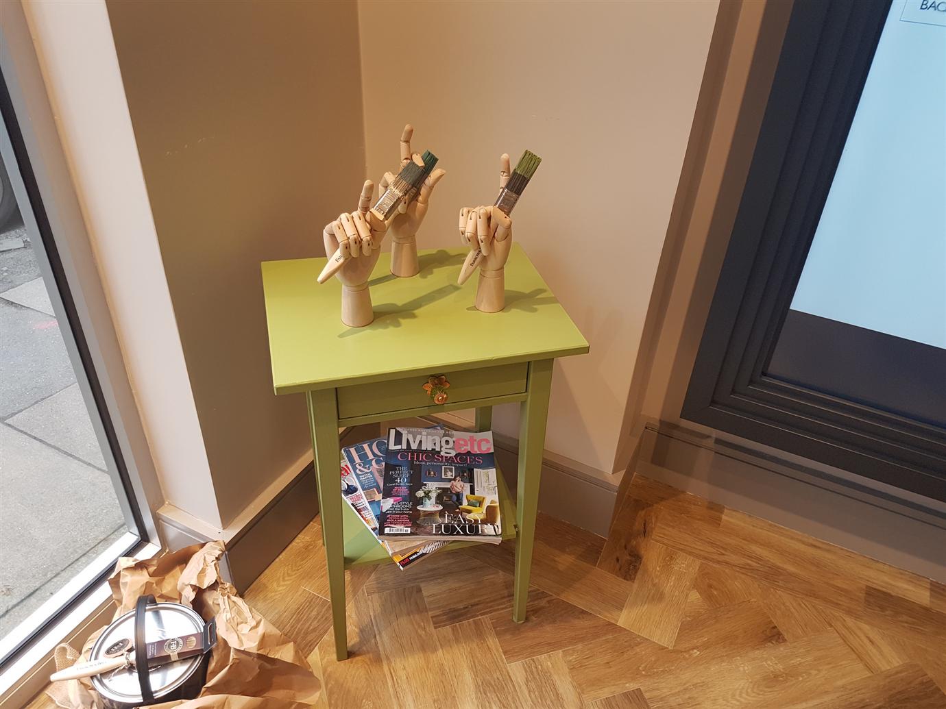 Краска Farrow & Ball цвет Yeabridge Green 287 Dead Flat 0,75 л фото в интерьере Краска Farrow & Ball цвет Yeabridge Green 287 Dead Flat 0,75 л фото в интерьере