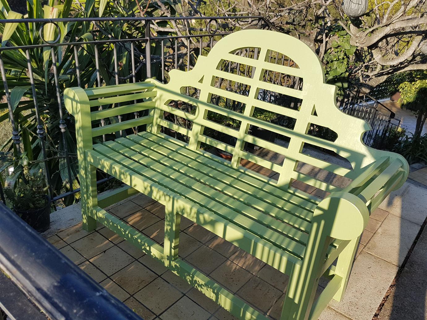 Краска Farrow & Ball цвет Yeabridge Green 287 Dead Flat 0,75 л фото в интерьере Краска Farrow & Ball цвет Yeabridge Green 287 Dead Flat 0,75 л фото в интерьере