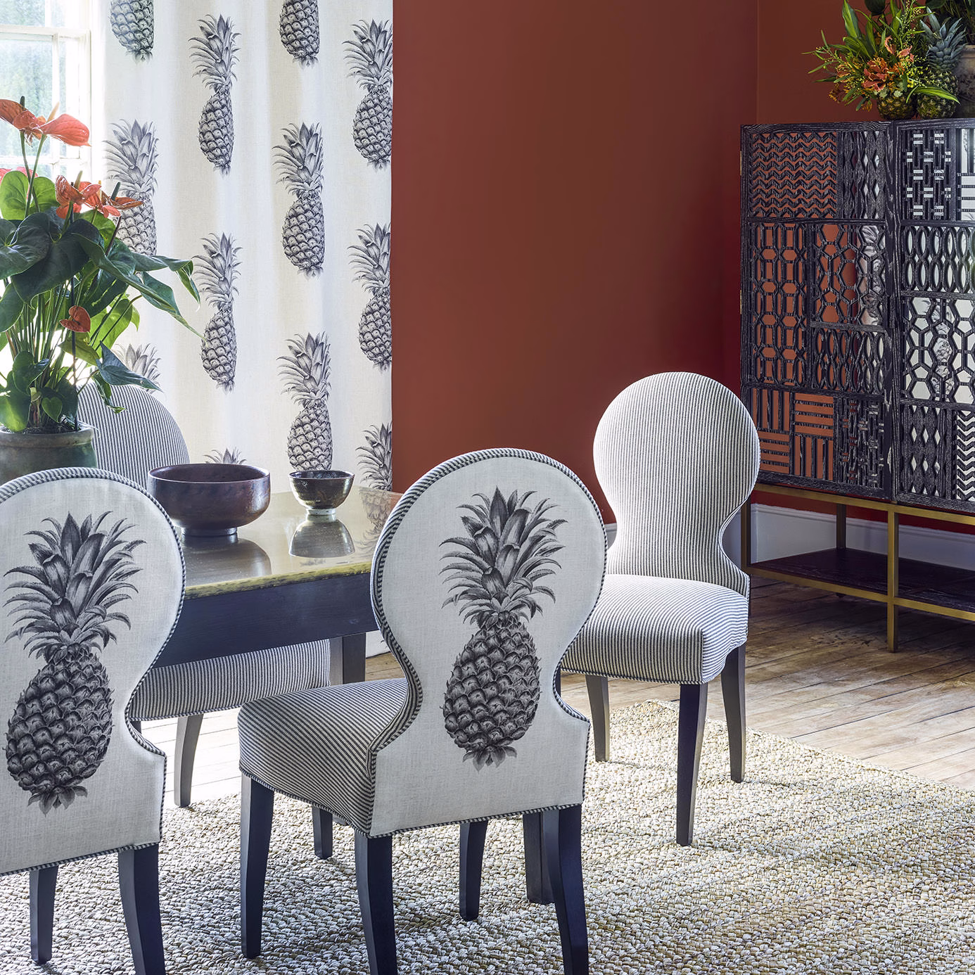 Краска Sanderson цвет Bengal Red Active Emulsion 5 л