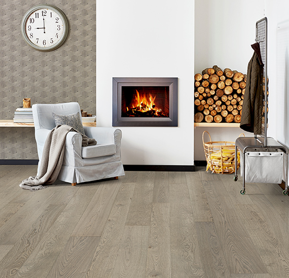 Паркетная доска Auswood Mineral Pearl Oak 1200×150×10 фото в интерьере