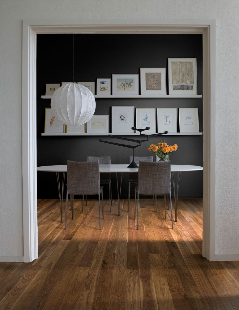 Паркетная доска Kahrs орех Атланта Atlanta 1800×130×15 фото в интерьере