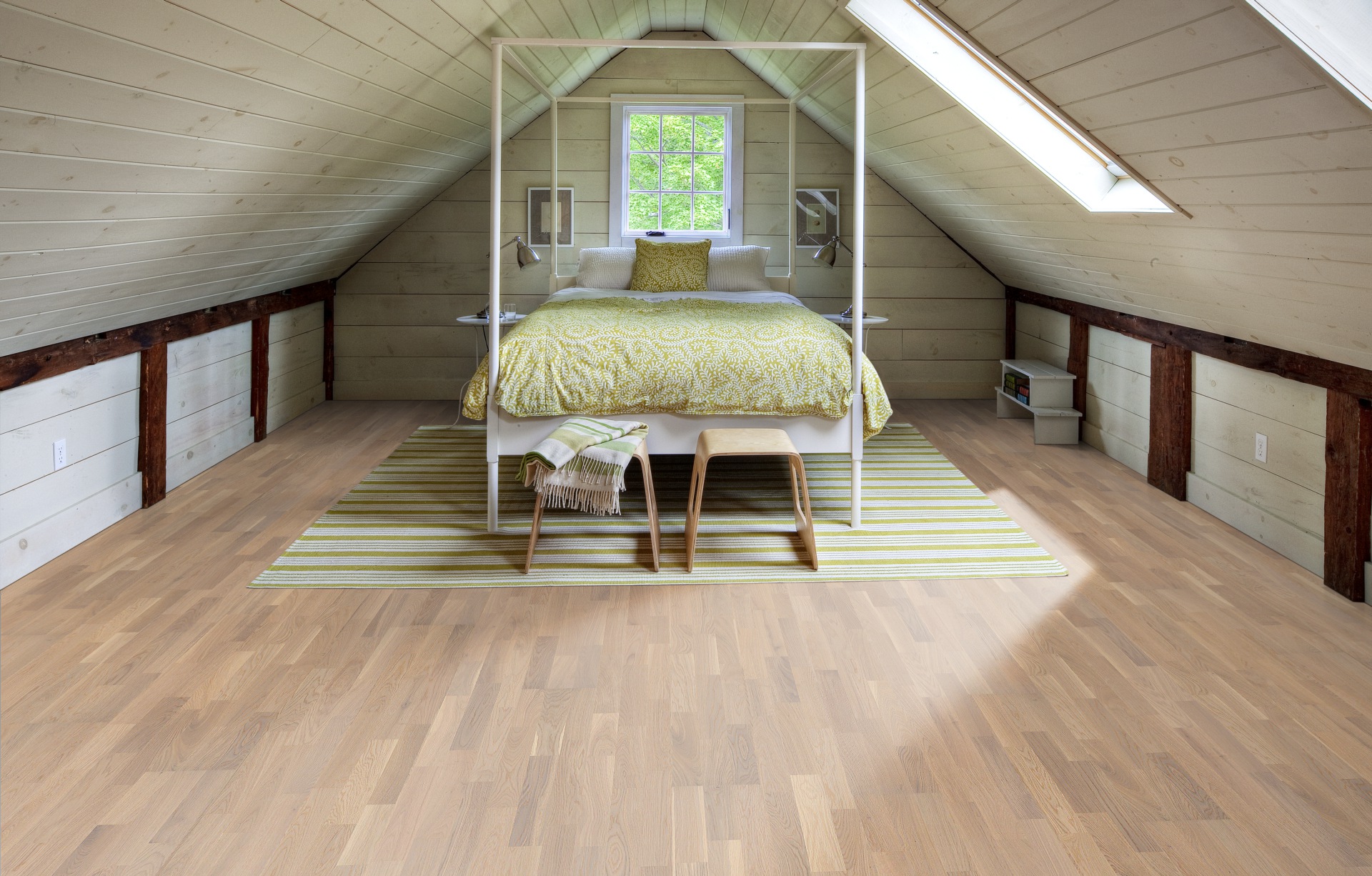 Паркетная доска Kahrs Трес Дуб Абетон Abetone 133NABEK1VKW240 Variation 2423×200×13 фото в интерьере