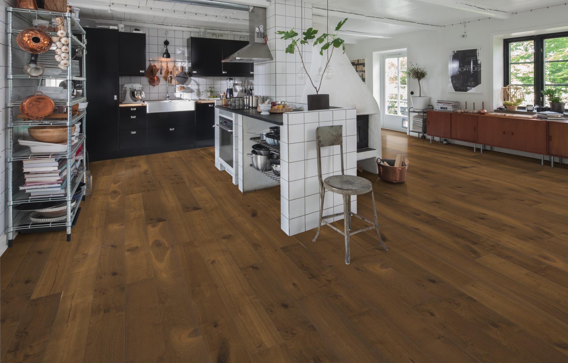 Паркетная доска Kahrs Авторская Дуб Фредрик Fredrik 151N7BEKFCKW240 Dynamic 2420×187×15 фото в интерьере Паркетная доска Kahrs Авторская Дуб Фредрик Fredrik 151N7BEKFCKW240 Dynamic 2420×187×15 фото в интерьере