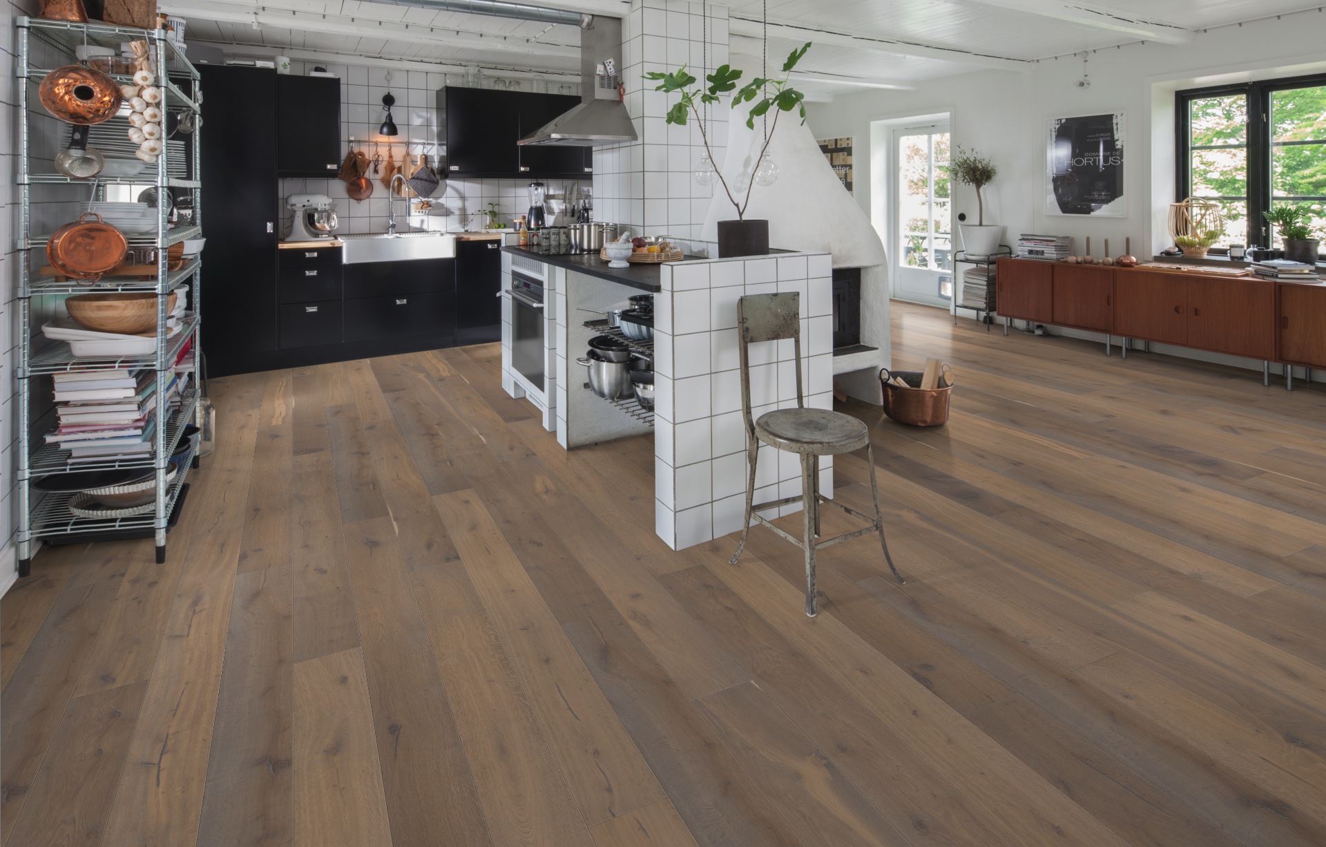 Паркетная доска Kahrs Авторская Дуб Стуре Sture 151N7BEKFMKW240 Dynamic 2420×187×15 фото в интерьере Паркетная доска Kahrs Авторская Дуб Стуре Sture 151N7BEKFMKW240 Dynamic 2420×187×15 фото в интерьере