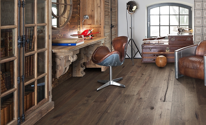 Паркетная доска Kahrs Авторская Дуб Ульф Ulf 151N7BEKFBKW240 Dynamic 2420×187×15 фото в интерьере Паркетная доска Kahrs Авторская Дуб Ульф Ulf 151N7BEKFBKW240 Dynamic 2420×187×15 фото в интерьере