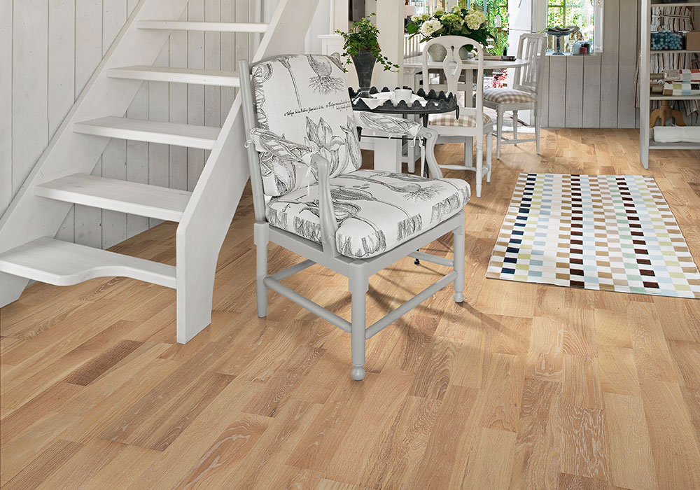 Паркетная доска Kahrs дуб Перистые облака Cirrus 2423×200×15 фото в интерьере