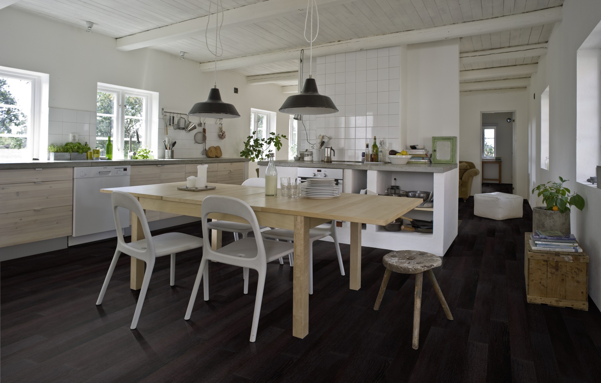 Паркетная доска Kahrs Хабитэт Дуб Замок Castle 1810×150×7 фото в интерьере Паркетная доска Kahrs Хабитэт Дуб Замок Castle 1810×150×7 фото в интерьере