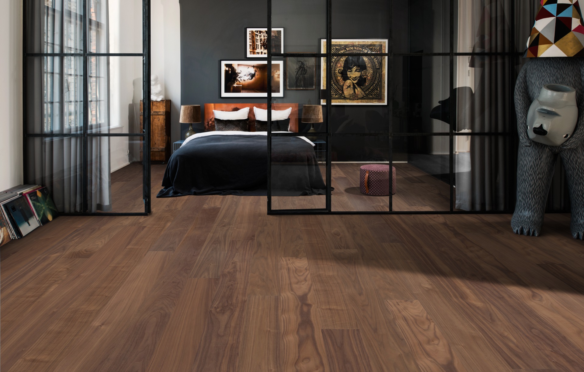 Паркетная доска Kahrs Хабитэт Орех Статуя Statue матовый лак 1810×150×7 фото в интерьере Паркетная доска Kahrs Хабитэт Орех Статуя Statue матовый лак 1810×150×7 фото в интерьере