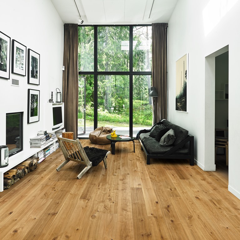 Паркетная доска Kahrs Канвас Дуб Этч Etch 13106AEK15KW185 Lively 1860×127×13 фото в интерьере