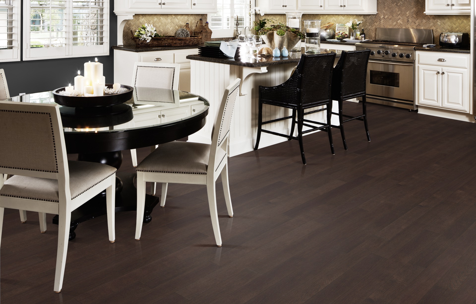 Паркетная доска Kahrs Ливинг Дуб Кофе Coffee 1225×118×7 фото в интерьере Паркетная доска Kahrs Ливинг Дуб Кофе Coffee 1225×118×7 фото в интерьере