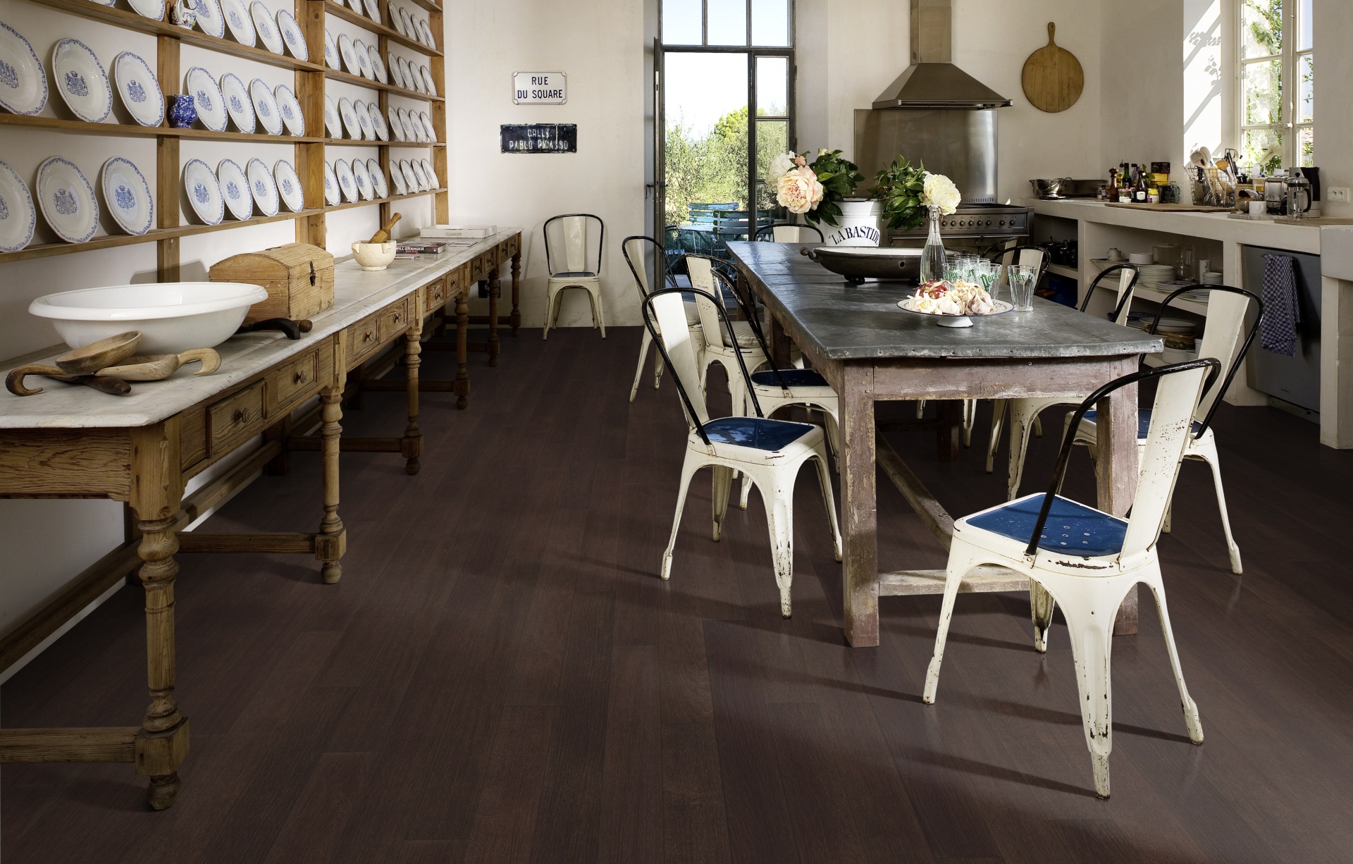 Паркетная доска Kahrs Ливинг Дуб Кофе Coffee 1225×118×7 фото в интерьере Паркетная доска Kahrs Ливинг Дуб Кофе Coffee 1225×118×7 фото в интерьере