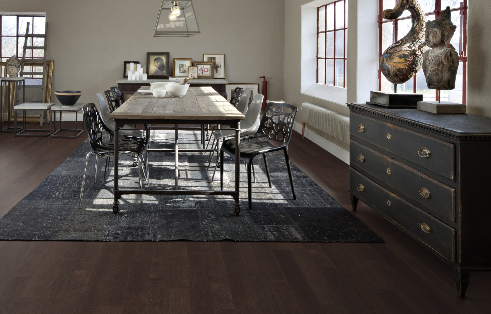 Паркетная доска Kahrs Ливинг Дуб Кофе Coffee 1225×118×7 фото в интерьере Паркетная доска Kahrs Ливинг Дуб Кофе Coffee 1225×118×7 фото в интерьере