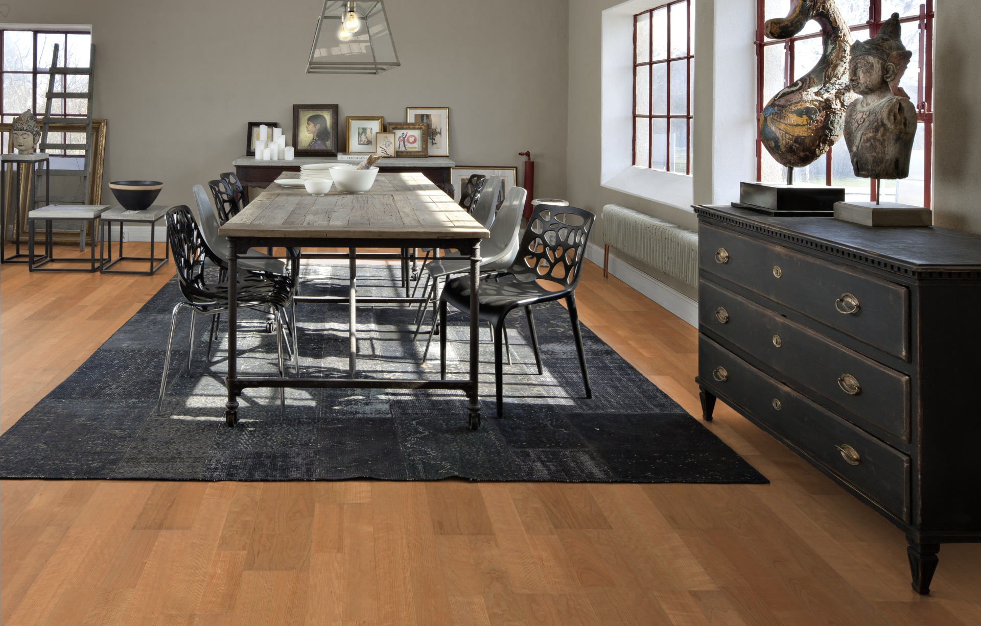 Паркетная доска Kahrs Лодж Вишня Зима Winter 1225×193×7 фото в интерьере Паркетная доска Kahrs Лодж Вишня Зима Winter 1225×193×7 фото в интерьере