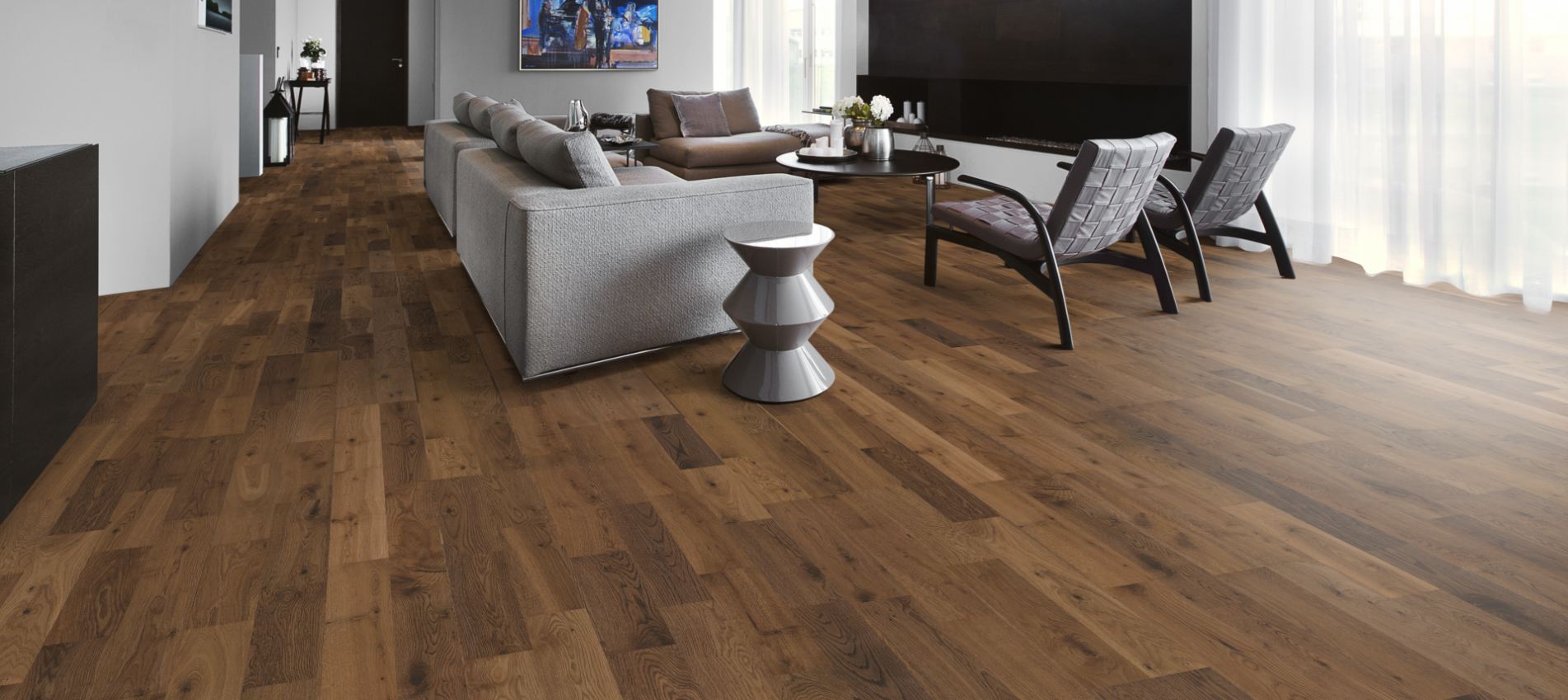 Паркетная доска Kahrs Люмен Дуб Пламя Glow 152N6BEKF4KW240 Lively 2423×200×15 фото в интерьере