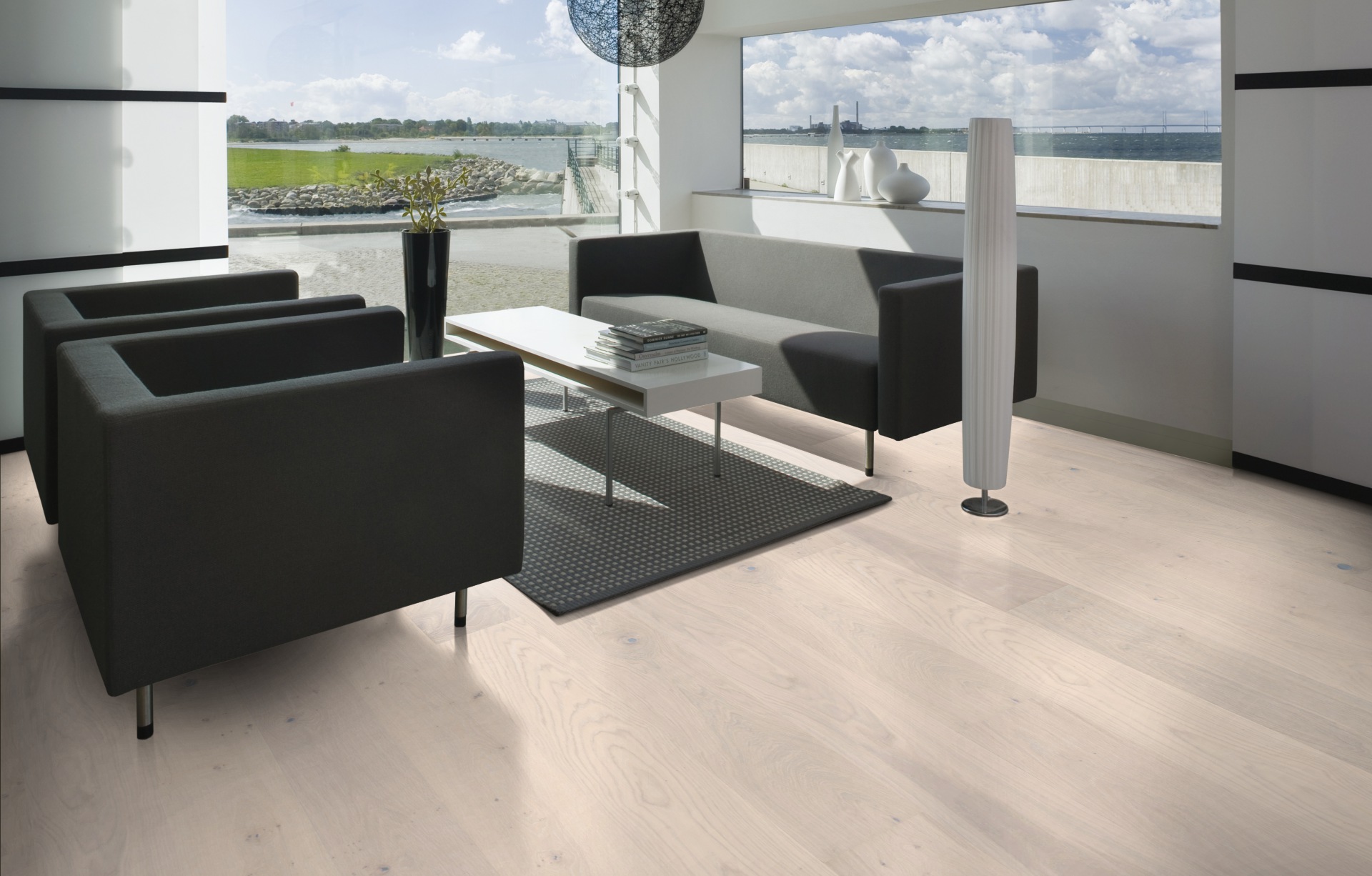 Паркетная доска Kahrs Люкс Дуб Небо Sky 151N8AEKB4KW240 Lively 2420×187×15 фото в интерьере