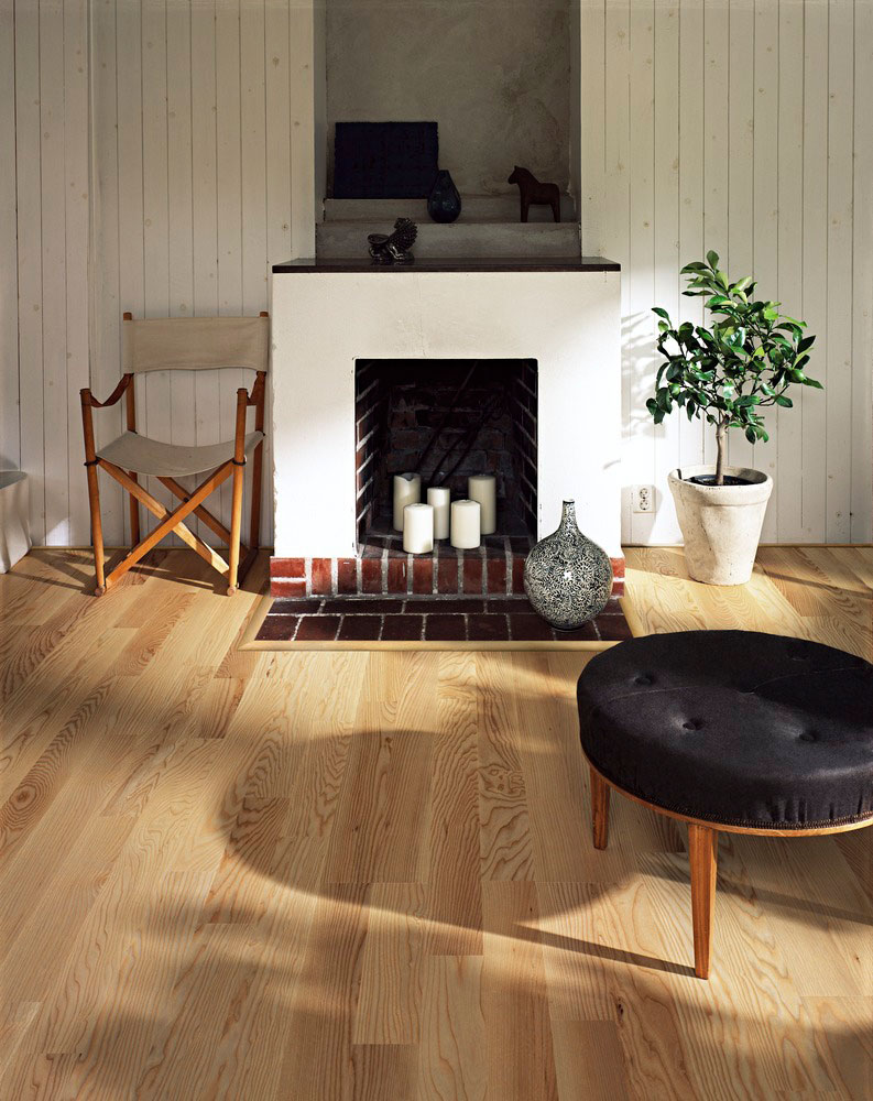 Паркетная доска Kahrs ясень Гетеборг Gothenburg 2423×200×15 фото в интерьере Паркетная доска Kahrs ясень Гетеборг Gothenburg 2423×200×15 фото в интерьере