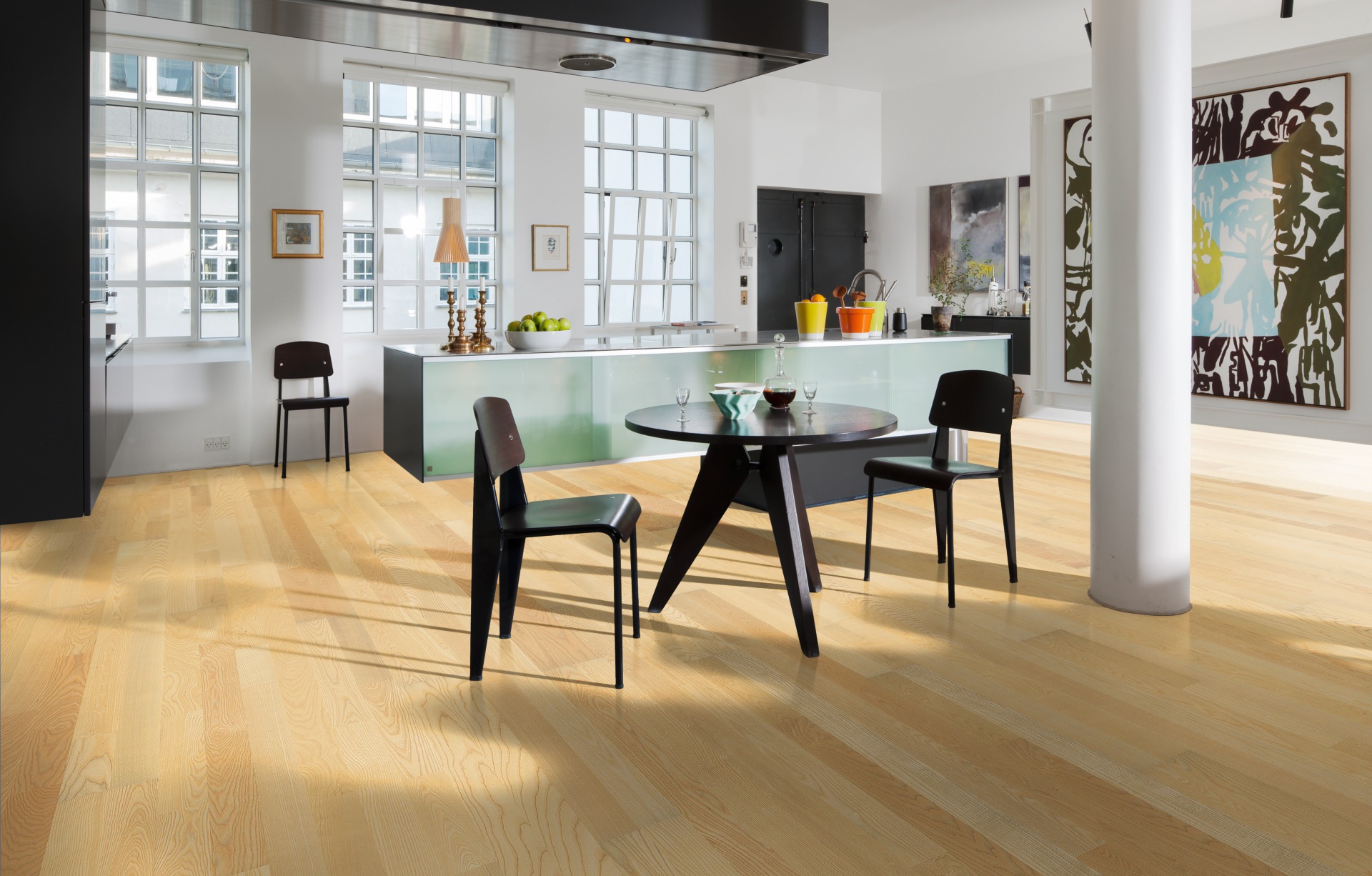 Паркетная доска Kahrs ясень Гетеборг Gothenburg 2423×200×15 фото в интерьере Паркетная доска Kahrs ясень Гетеборг Gothenburg 2423×200×15 фото в интерьере