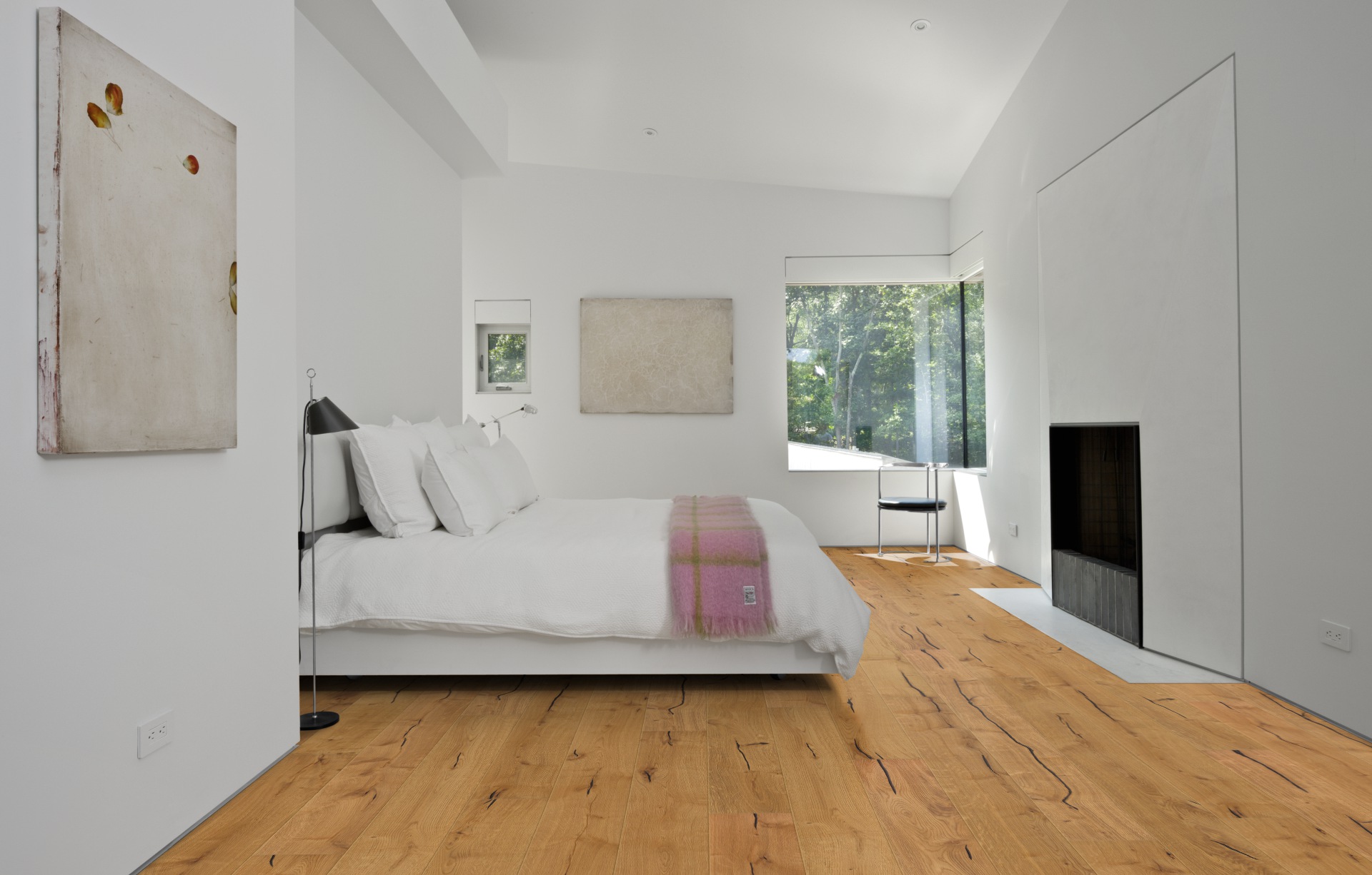 Паркетная доска Kahrs Смоланд Дуб Финнведен Finnveden 151NDSEK03KW240 Expressive 2420×187×15 фото в интерьере