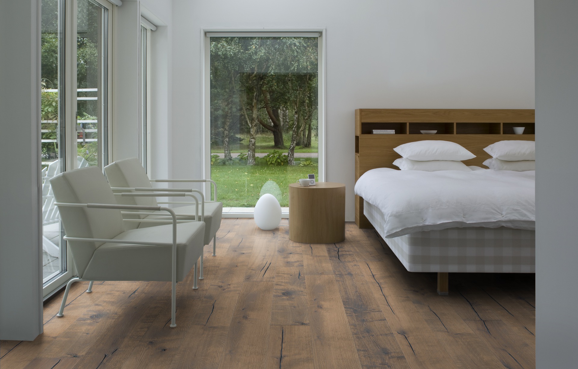 Паркетная доска Kahrs Смоланд Дуб Хандберд Handbord 151NDSEK06KW240 Expressive 2420×187×15 фото в интерьере Паркетная доска Kahrs Смоланд Дуб Хандберд Handbord 151NDSEK06KW240 Expressive 2420×187×15 фото в интерьере