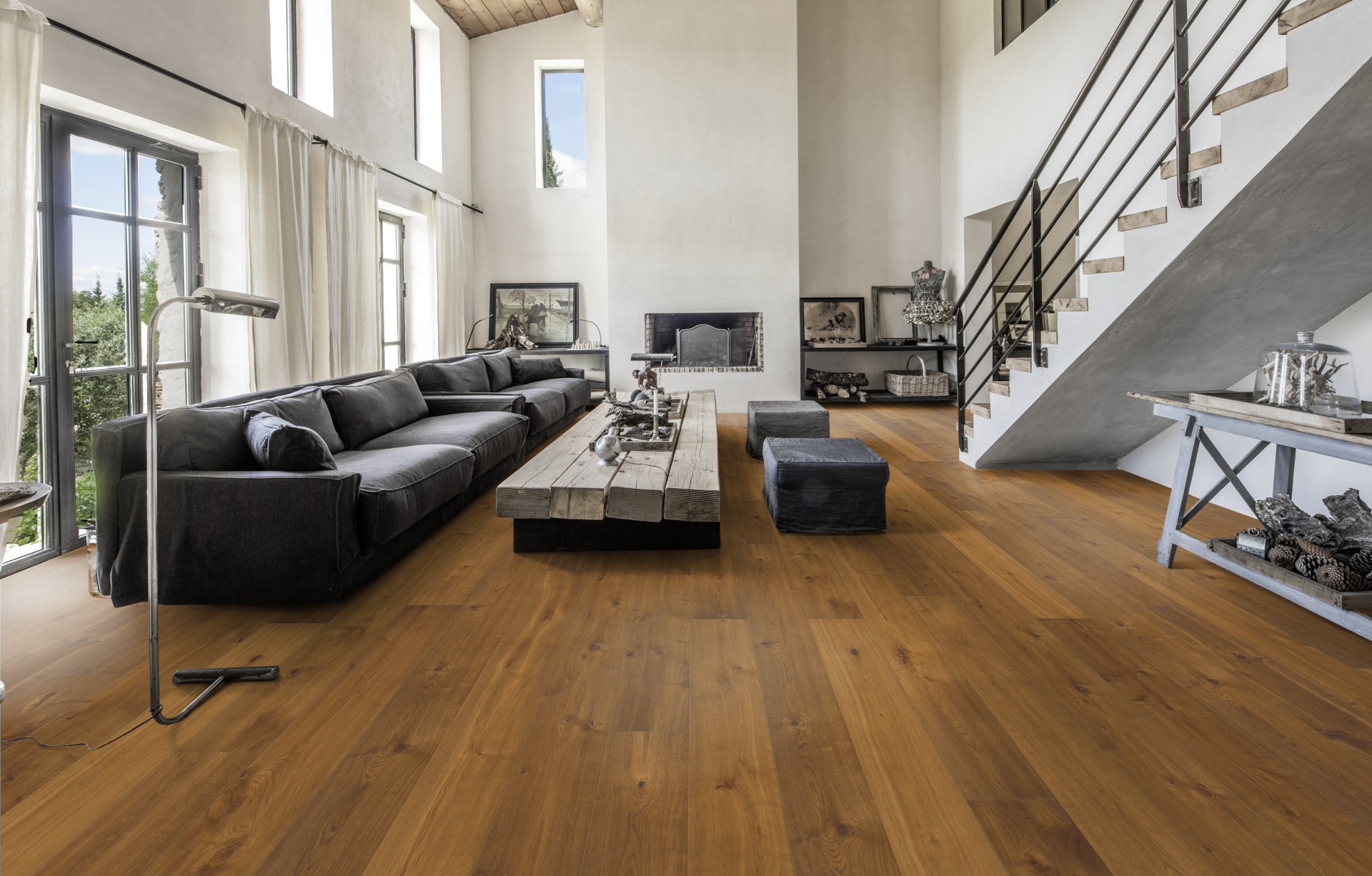 Паркетная доска Kahrs Смоланд Дуб Севеде Sevede 151NCSEK05KW240 Dynamic 2420×187×15 фото в интерьере