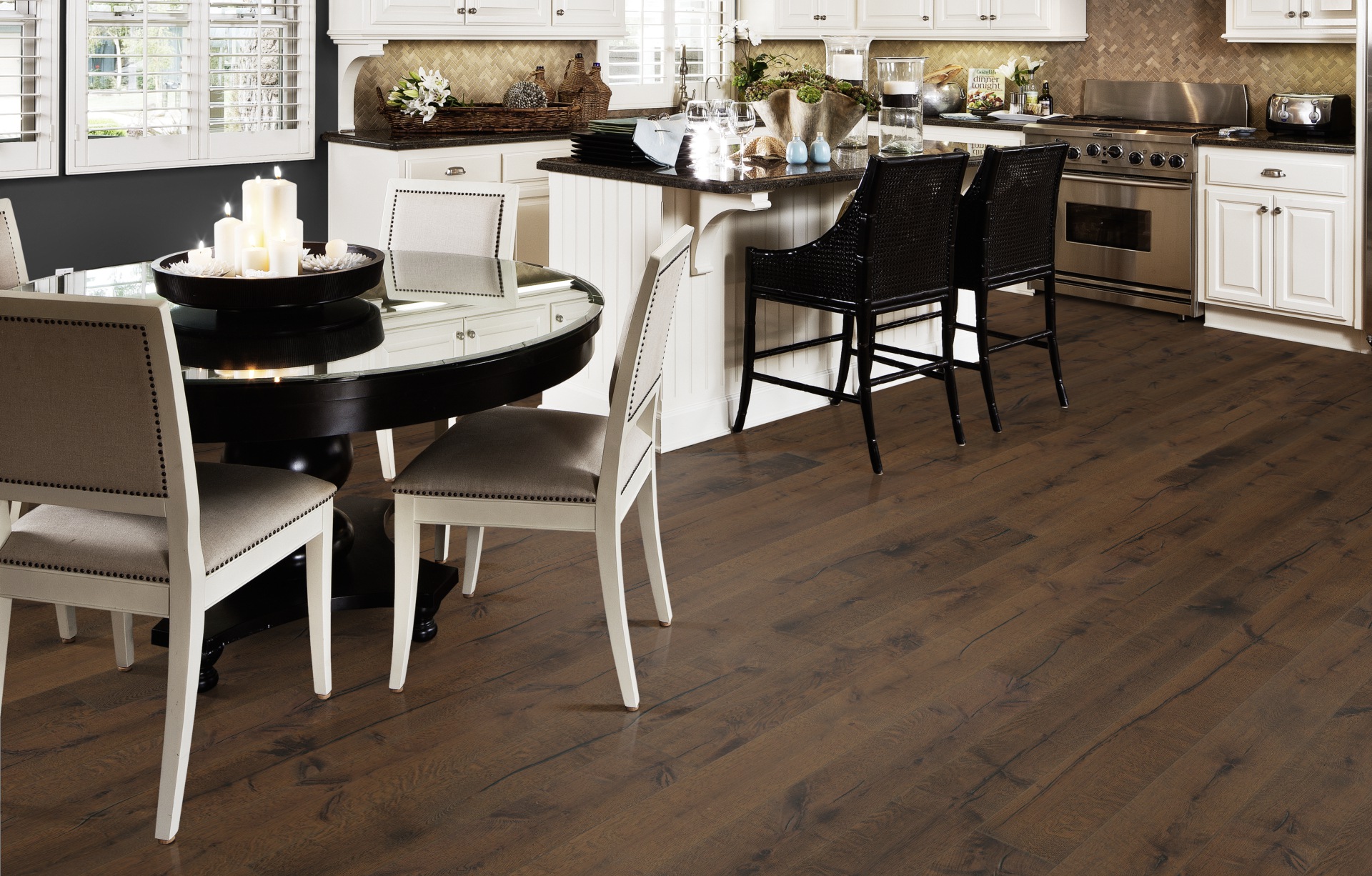 Паркетная доска Kahrs Смоланд Дуб Твета Tveta 151NDSEK04KW240 Expressive 2420×187×15 фото в интерьере