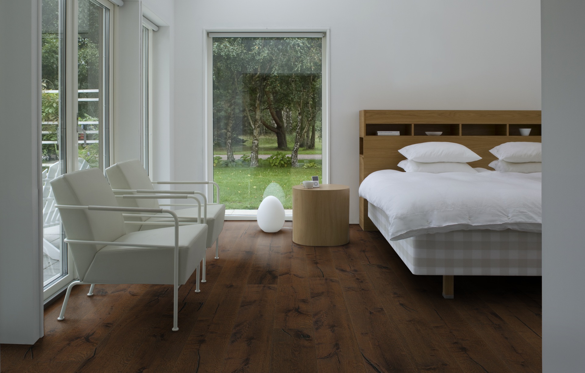 Паркетная доска Kahrs Смоланд Дуб Твета Tveta 151NDSEK04KW240 Expressive 2420×187×15 фото в интерьере