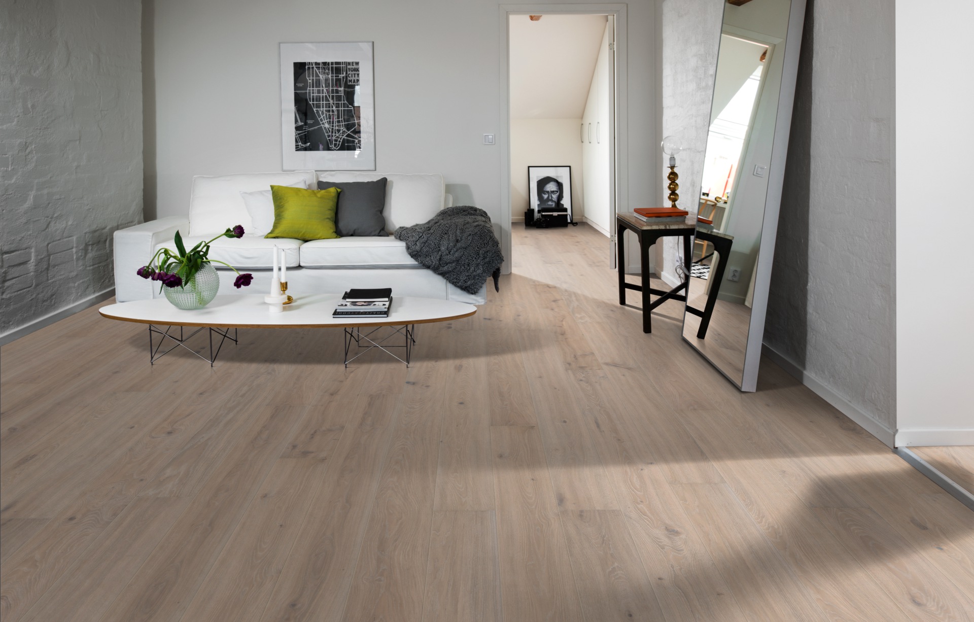 Паркетная доска Kahrs Смоланд Дуб Виста Vista 151NCSEK02KW240 Dynamic 2420×187×15 фото в интерьере