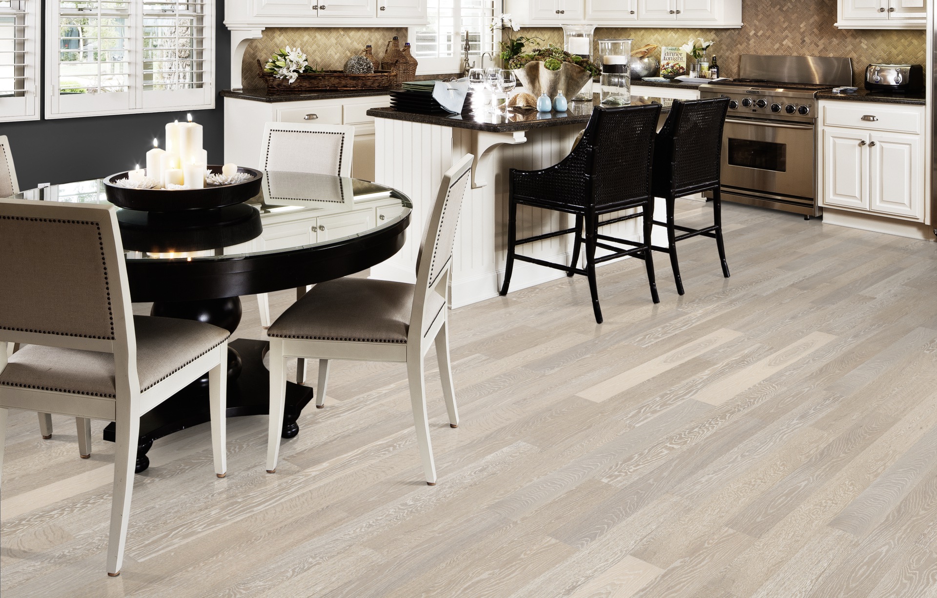 Паркетная доска Kahrs Юнити Дуб Арктика Arctic 1830×125×10 фото в интерьере Паркетная доска Kahrs Юнити Дуб Арктика Arctic 1830×125×10 фото в интерьере