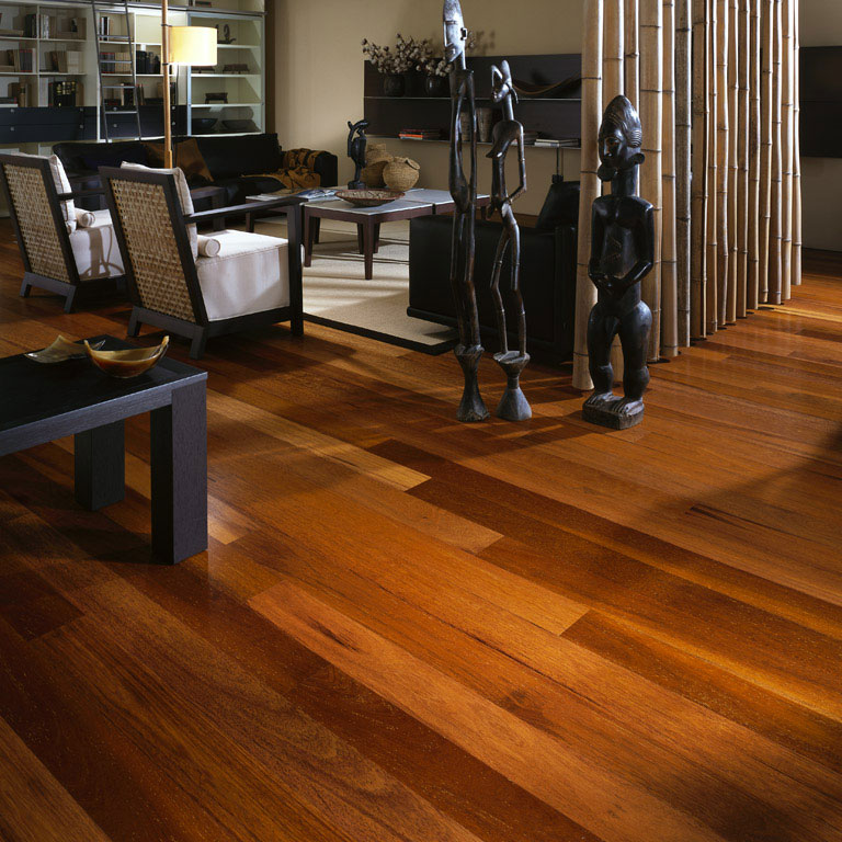 Паркетная доска Kahrs мербау Сингапур Singapore фото в интерьере