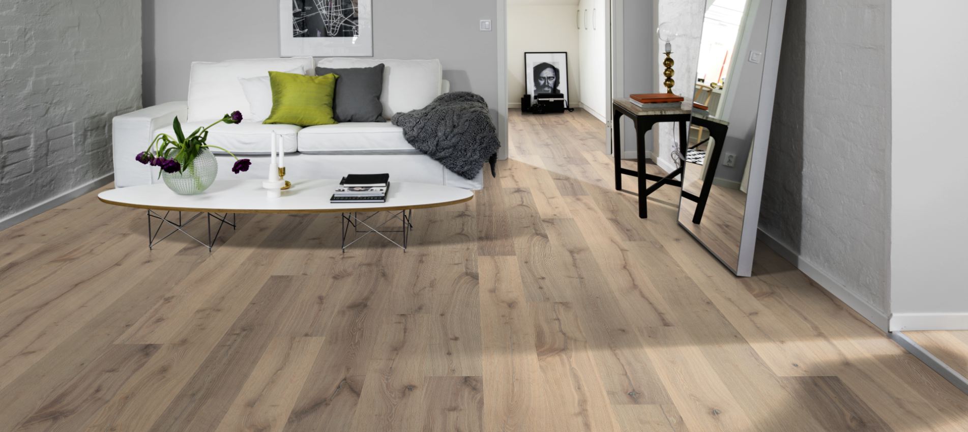 Паркетная доска Kahrs Променад дуб Луче Luce 151NDMEK11KW240 Dynamic 2420×187×15 фото в интерьере