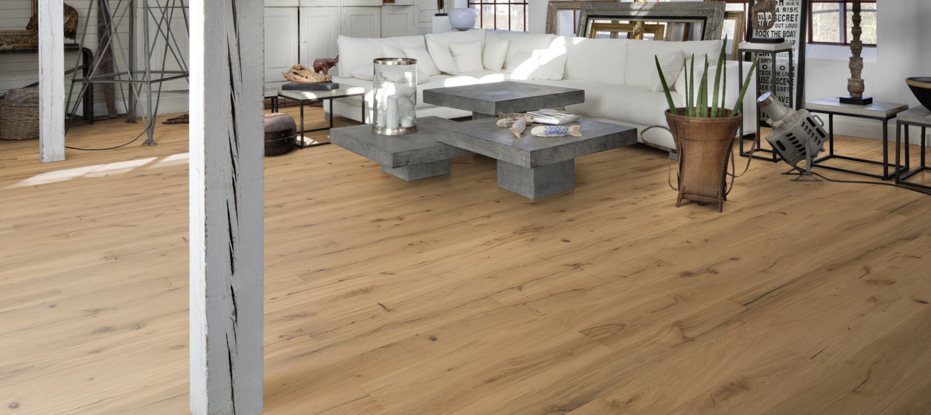 Паркетная доска Kahrs Променад Дуб Паллидо Pallido 151NDMEK10KW240 Dynamic 2420×187×15 фото в интерьере