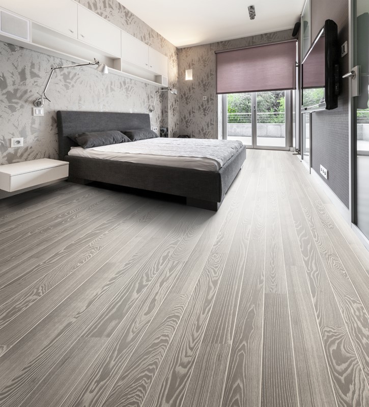 Паркетная доска Tarkett Rumba Ясень камень браш Ash Stone BR 1200×120×14 фото в интерьере Паркетная доска Tarkett Rumba Ясень камень браш Ash Stone BR 1200×120×14 фото в интерьере